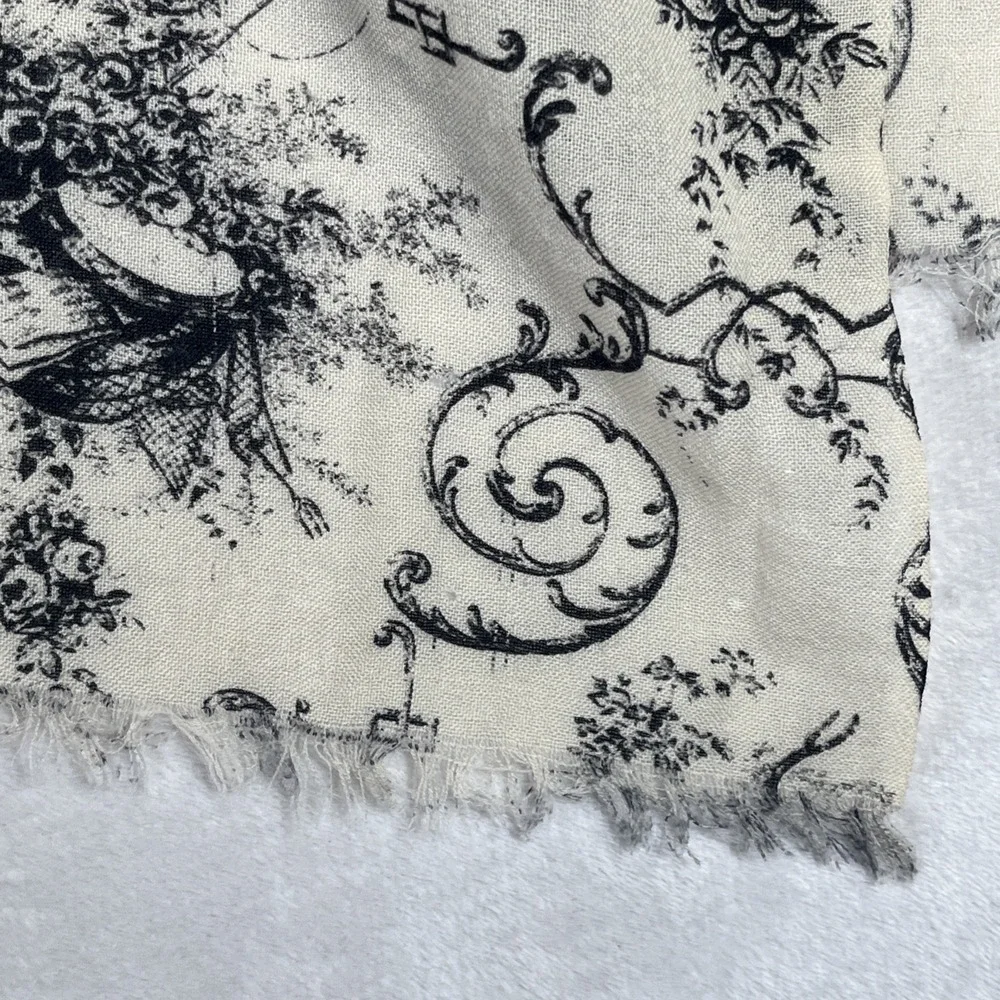 J Crew VTG Scarf Womens Rabbit Paisley Flower Print  White Cream Preppy 27